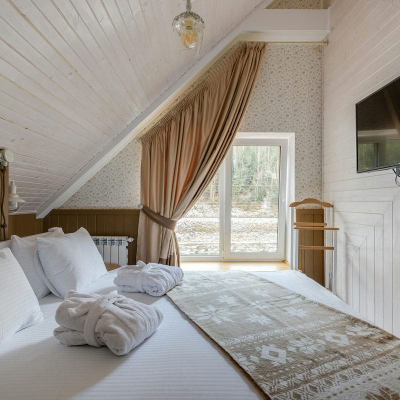 pexels-heyho-7746572